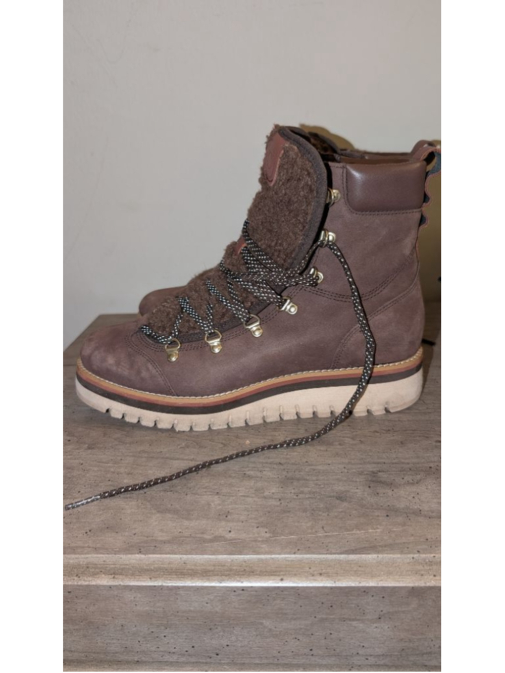 Cole Haan Brown Lace Up Boots with White Soles Size 8B - Picture 3 of 6